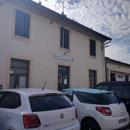 1045 Boulevard Napoleon Iii شقة