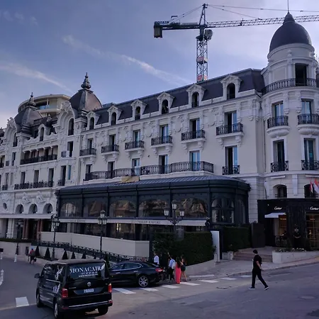 شقة 1045 Boulevard Napoleon Iii
